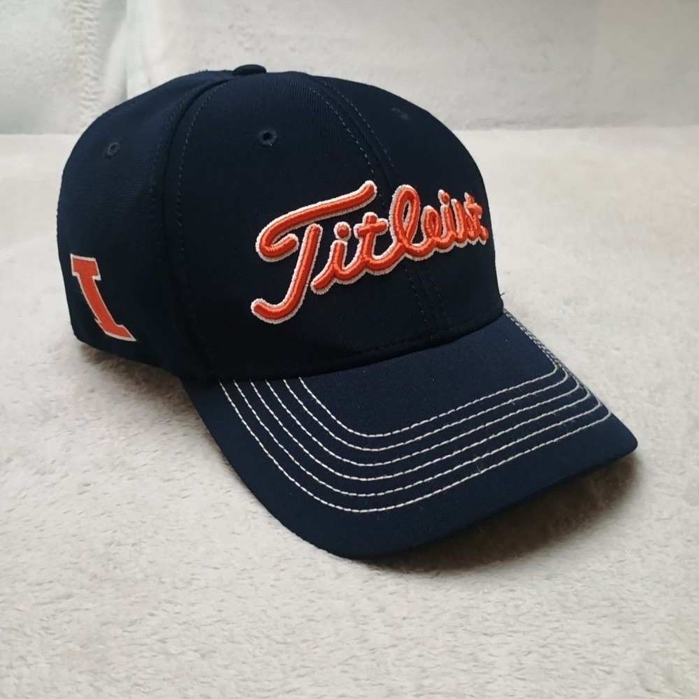 Titleist Illinois Fighting Illini Golf Hat Cap Strap Back Men M Navy Blue